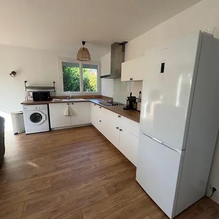 Maison A Palais Sur A Cote Du Сен-Пале-сюр-Мер